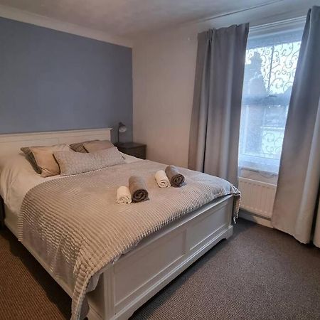 Entire House With Garden & Parking Nr Ashford Int Βίλα Εξωτερικό φωτογραφία