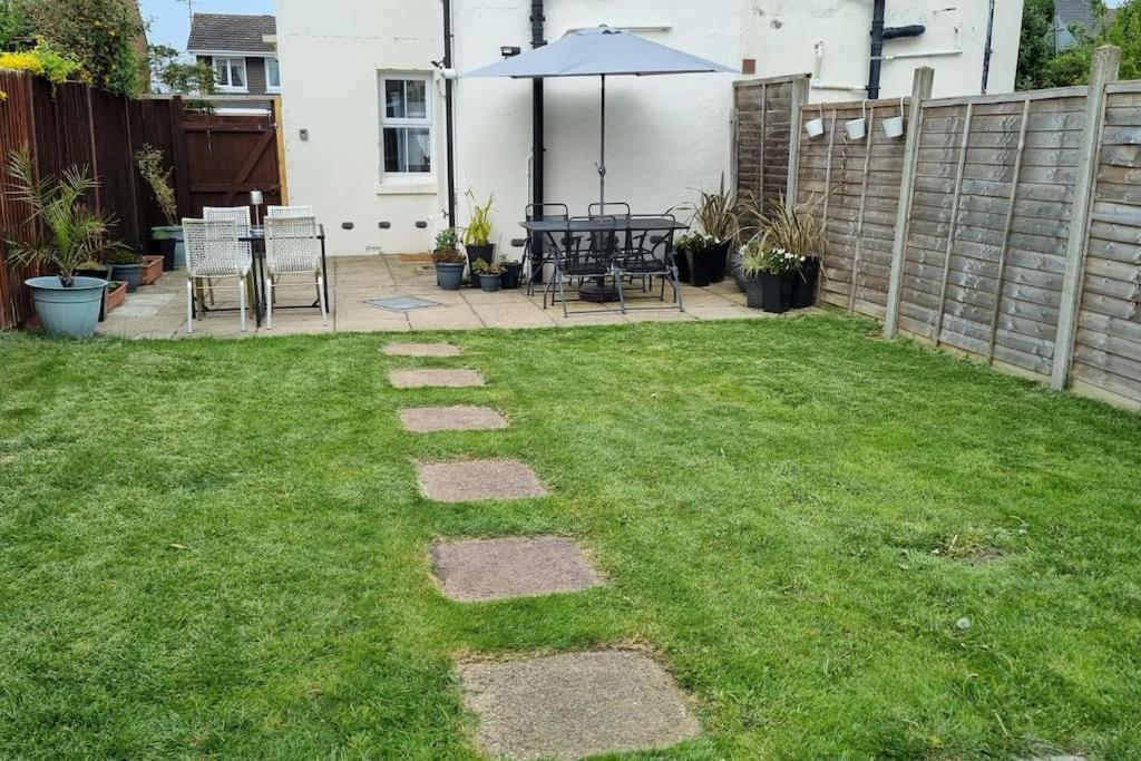 Entire House With Garden & Parking Nr Ashford Int Βίλα Εξωτερικό φωτογραφία