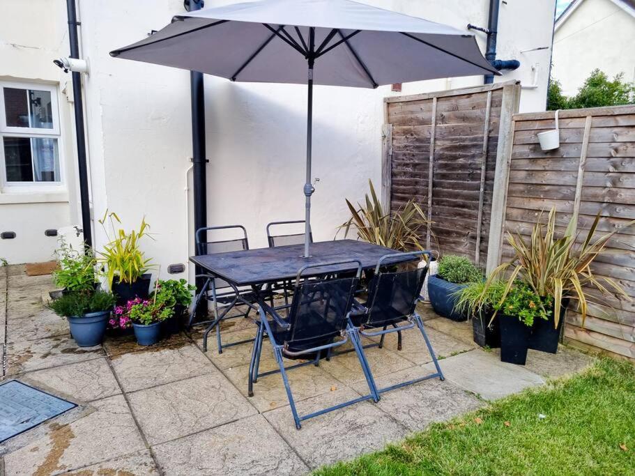 Entire House With Garden & Parking Nr Ashford Int Βίλα Εξωτερικό φωτογραφία