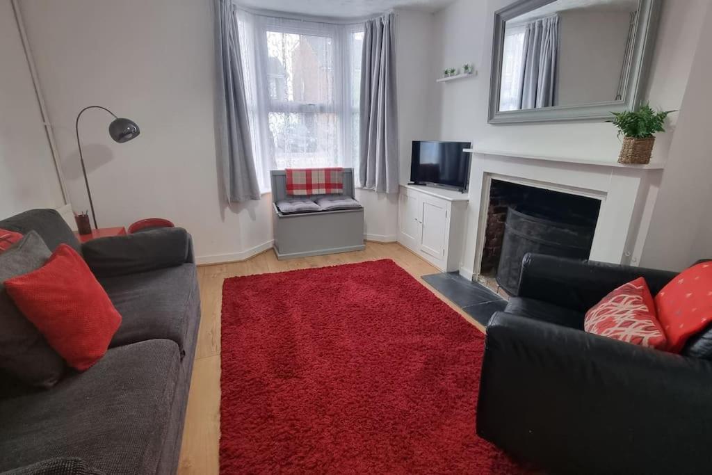 Entire House With Garden & Parking Nr Ashford Int Βίλα Εξωτερικό φωτογραφία