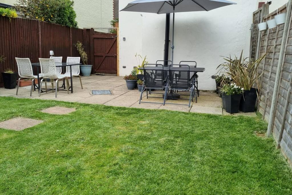 Entire House With Garden & Parking Nr Ashford Int Βίλα Εξωτερικό φωτογραφία
