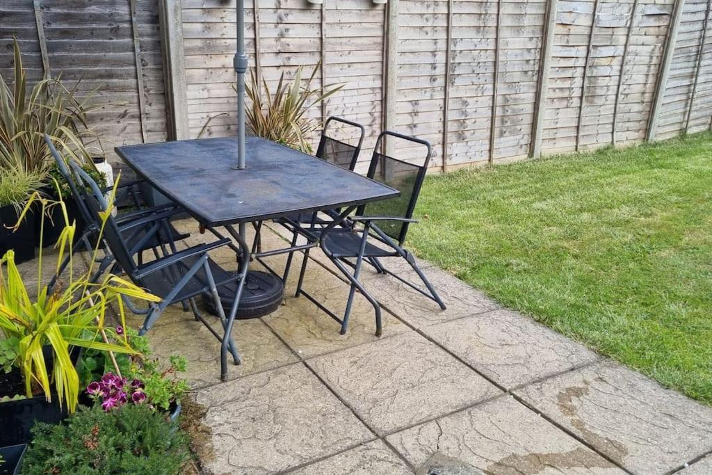 Entire House With Garden & Parking Nr Ashford Int Βίλα Εξωτερικό φωτογραφία