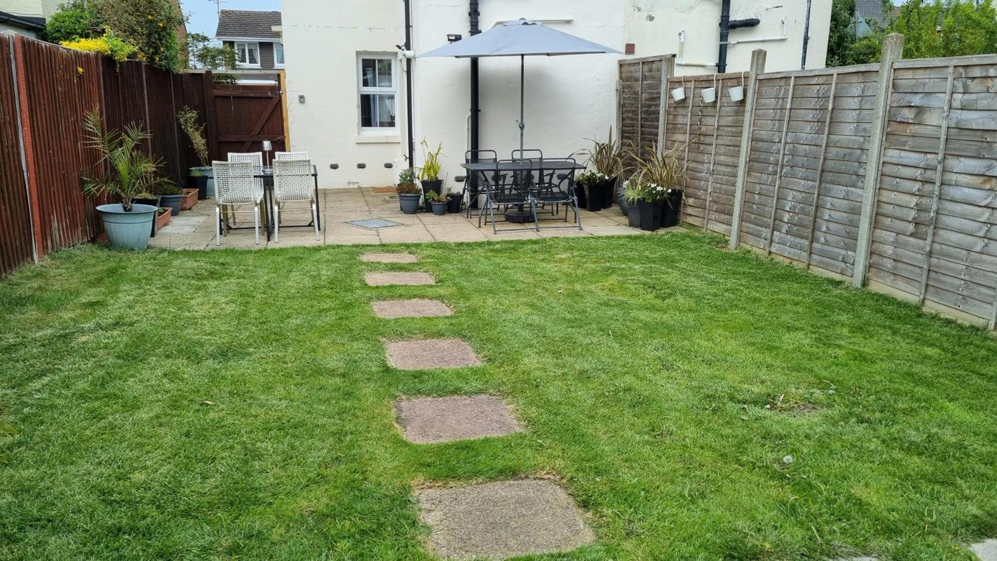Entire House With Garden & Parking Nr Ashford Int Βίλα Εξωτερικό φωτογραφία